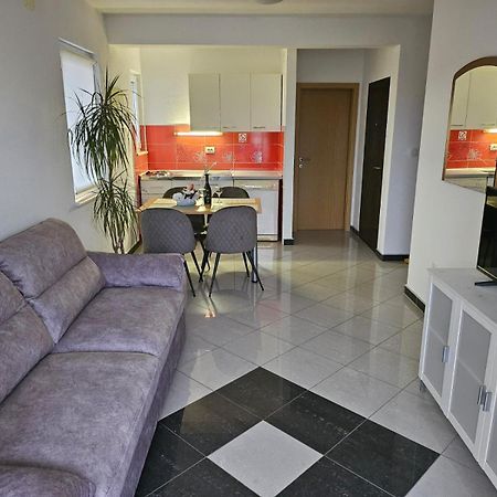 Apartments Andrijanic Baška Voda Zewnętrze zdjęcie