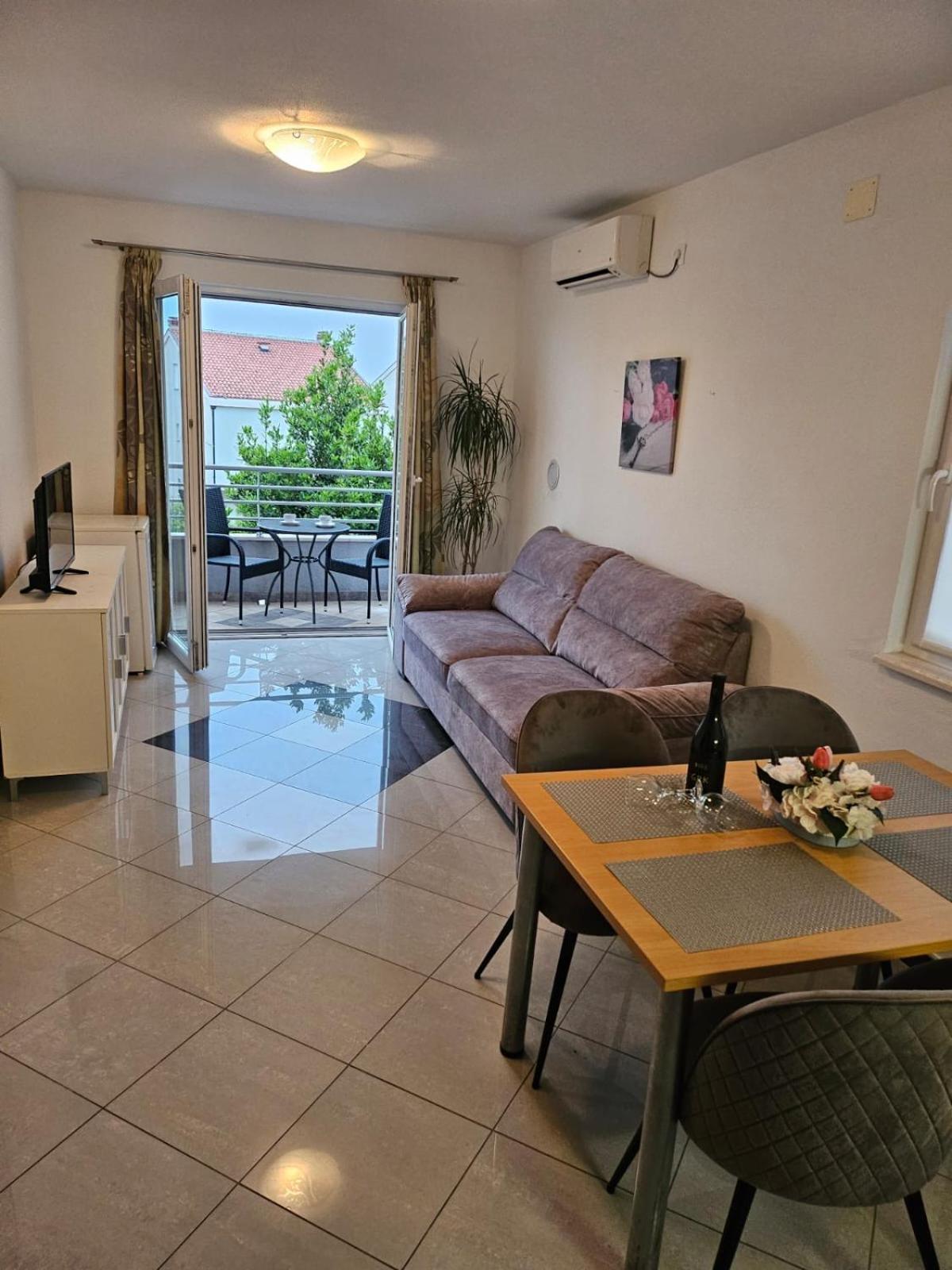 Apartments Andrijanic Baška Voda Zewnętrze zdjęcie